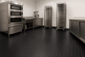 ΠΛΑΣΤΙΚΟ ΔΑΠΕΔΟ ΤΑΠΑ 1mm BLACK 2Μ NewPlan - Image 3